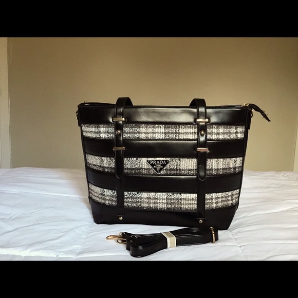 Prada Handbags - Real prada